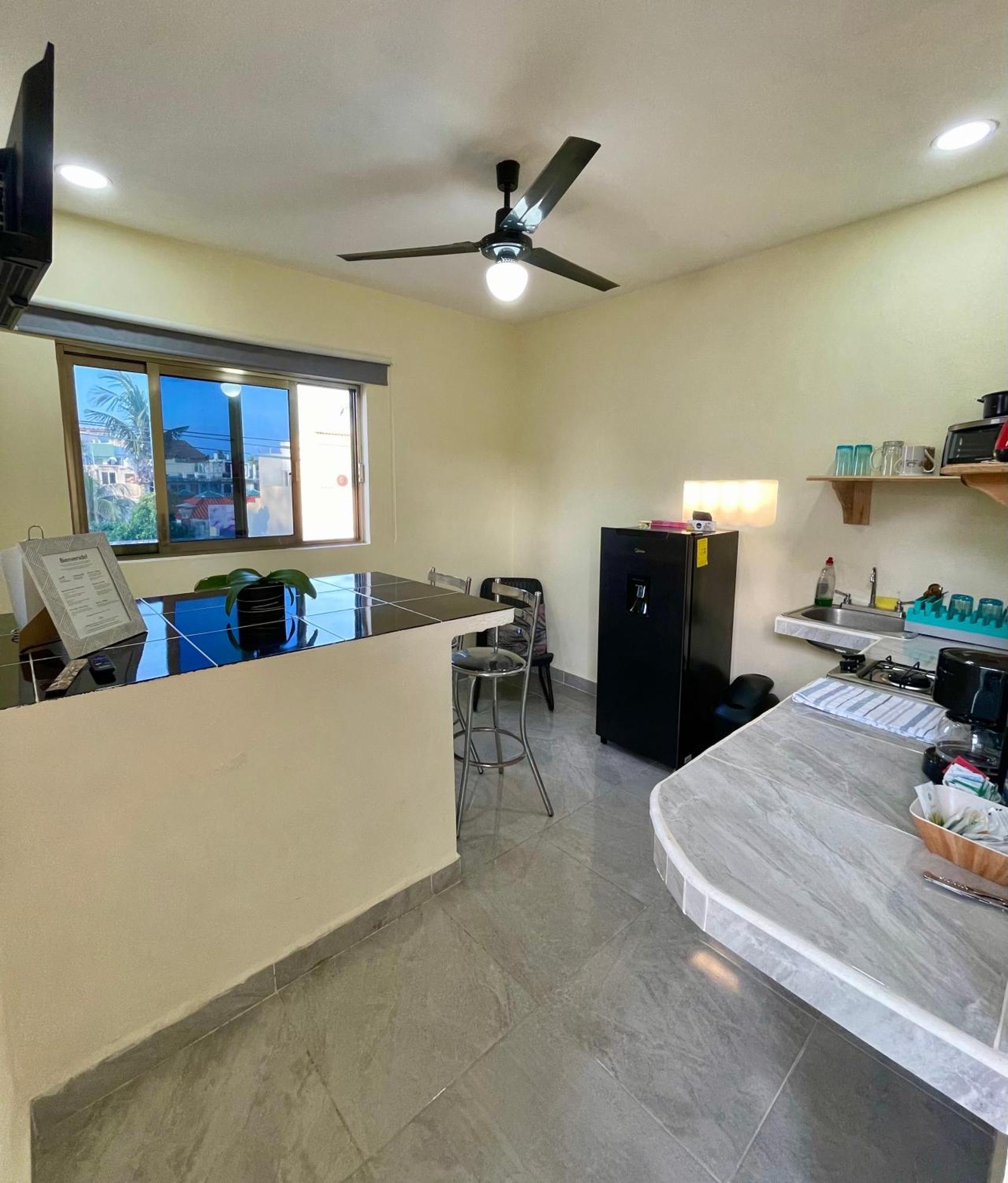 Isla Bonita - Isla Mujeres Centro Apartment Exterior photo